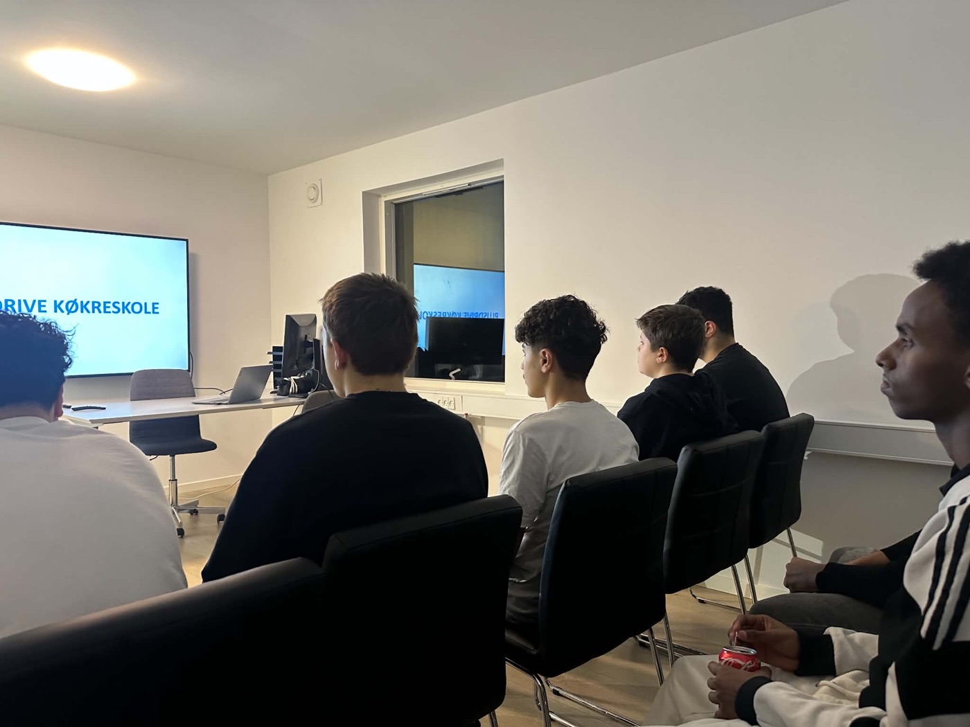 Stemning fra en introaften hos Plusdrive